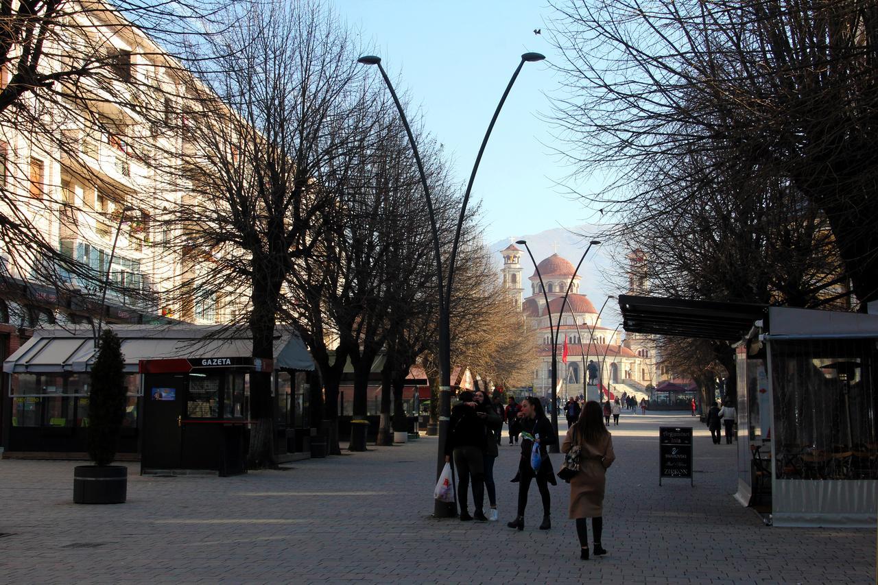 Korca City Rooms Buitenkant foto